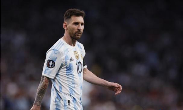 全球首款！威刚推出移动电源+固态硬盘二合一SR800